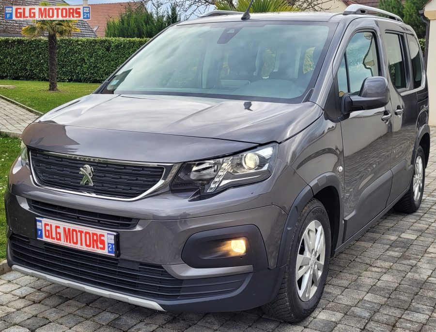 <span style= "color: red">VENDU</span>  PEUGEOT Rifter 1.5l BlueHDI 16V 100 ch S&S Standard Allure – Image 4