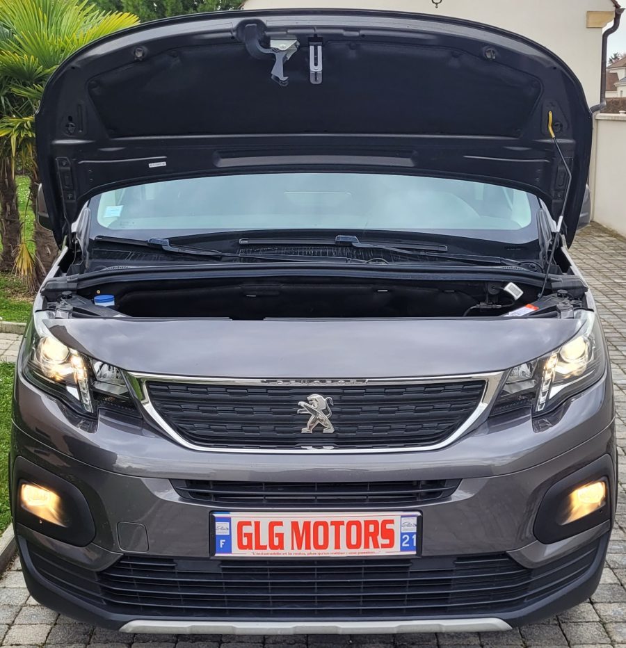 <span style= "color: red">VENDU</span>  PEUGEOT Rifter 1.5l BlueHDI 16V 100 ch S&S Standard Allure – Image 49