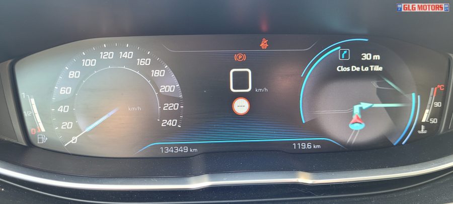 PEUGEOT 3008 II 1.5l Blue HDI 130 S&S Active Business BVM6 – Image 31
