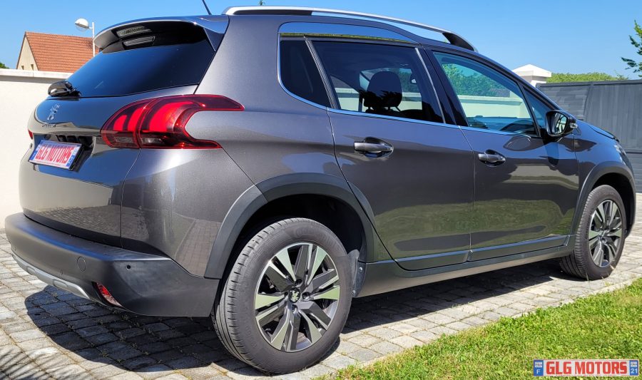 <span style= "color: red">VENDU</span>  PEUGEOT 2008 Phase 2 1.2l THP 110 Puretech 12V FAP Allure S&S EAT6 – Image 10
