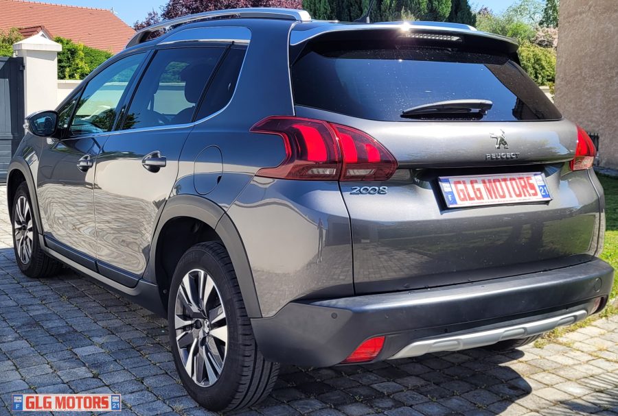 <span style= "color: red">VENDU</span>  PEUGEOT 2008 Phase 2 1.2l THP 110 Puretech 12V FAP Allure S&S EAT6 – Image 12