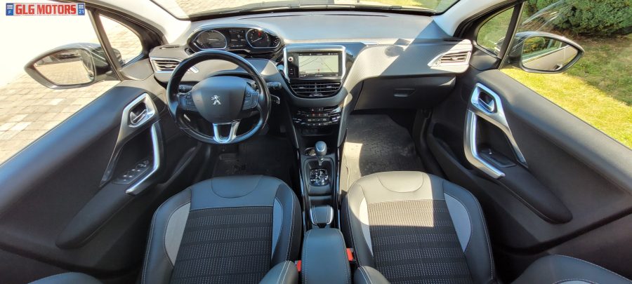 <span style= "color: red">VENDU</span>  PEUGEOT 2008 Phase 2 1.2l THP 110 Puretech 12V FAP Allure S&S EAT6 – Image 22