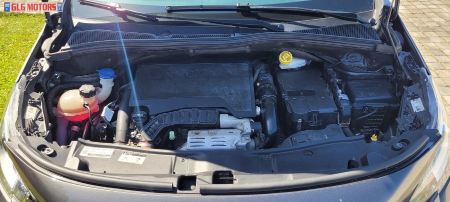 <span style= "color: red">VENDU</span>  PEUGEOT 2008 Phase 2 1.2l THP 110 Puretech 12V FAP Allure S&S EAT6 – Image 45
