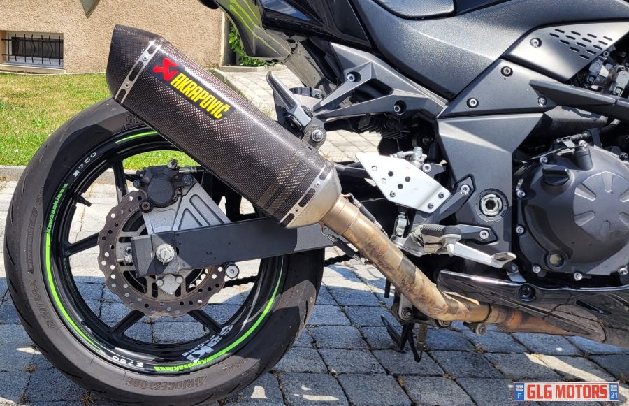 <span style= "color: red">VENDU</span>  VENDU  KAWASAKI Z 750 – Image 17