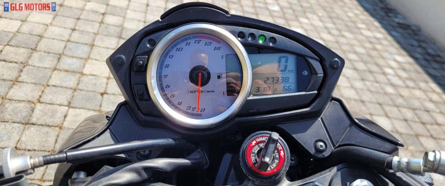 <span style= "color: red">VENDU</span>  VENDU  KAWASAKI Z 750 – Image 26