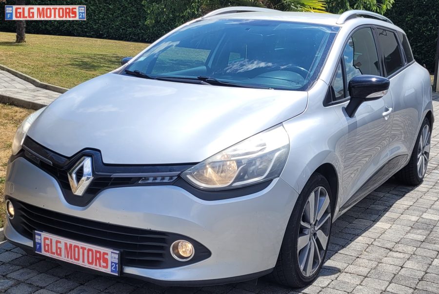 <span style= "color: red">VENDU</span>  RENAULT Clio IV Estate 1.5 dCi 90 FAP Eco2 Série Spéciale Graphite EDC6 – Image 4