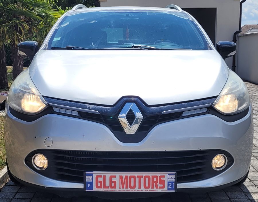<span style= "color: red">VENDU</span>  RENAULT Clio IV Estate 1.5 dCi 90 FAP Eco2 Série Spéciale Graphite EDC6 – Image 5