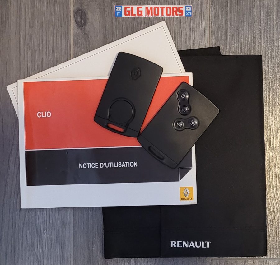<span style= "color: red">VENDU</span>  RENAULT Clio IV Estate 1.5 dCi 90 FAP Eco2 Série Spéciale Graphite EDC6 – Image 46