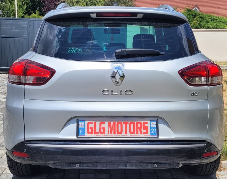 <span style= "color: red">VENDU</span>  RENAULT Clio IV Estate 1.5 dCi 90 FAP Eco2 Série Spéciale Graphite EDC6 – Image 10