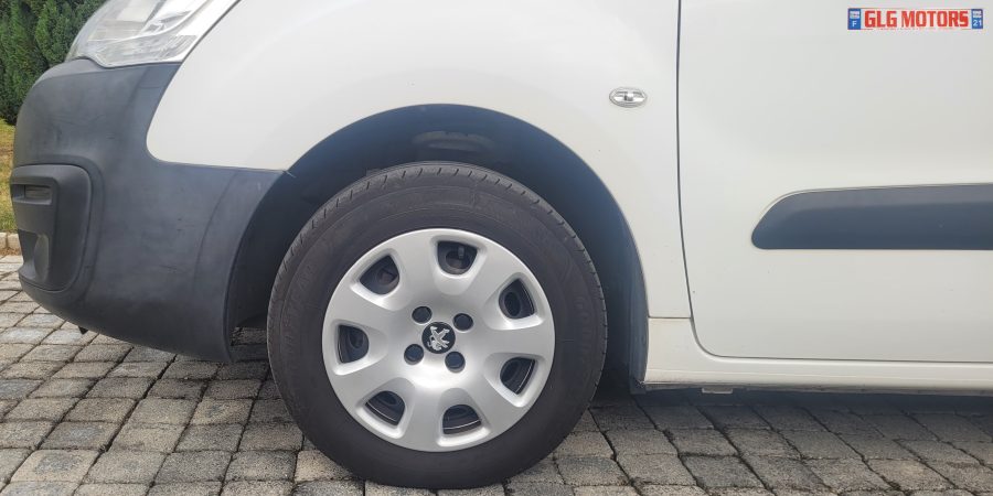 PEUGEOT Partner Fourgon Phase 2 L1 1.6l Blue HDi 100 Premium Pack – Image 14