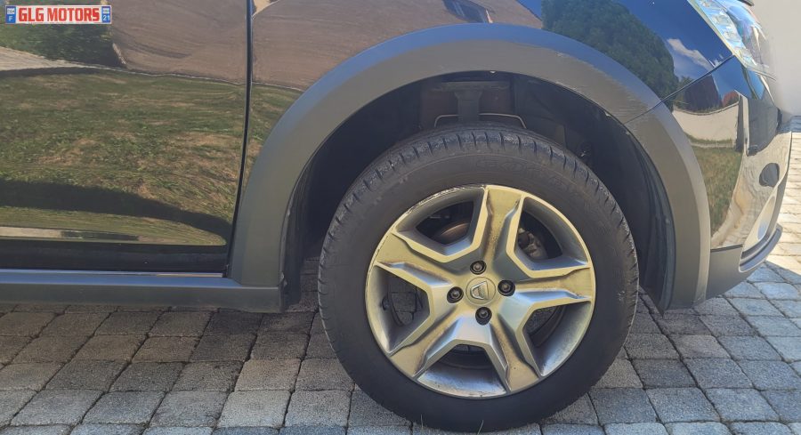 DACIA Sandero II Phase 2 Stepway 0.9 TCe 90 12V S&S – Image 17