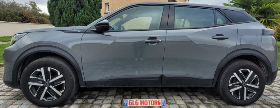 PEUGEOT 2008 II Phase 2 e-2008 100kW 136 cv Active – Image 13