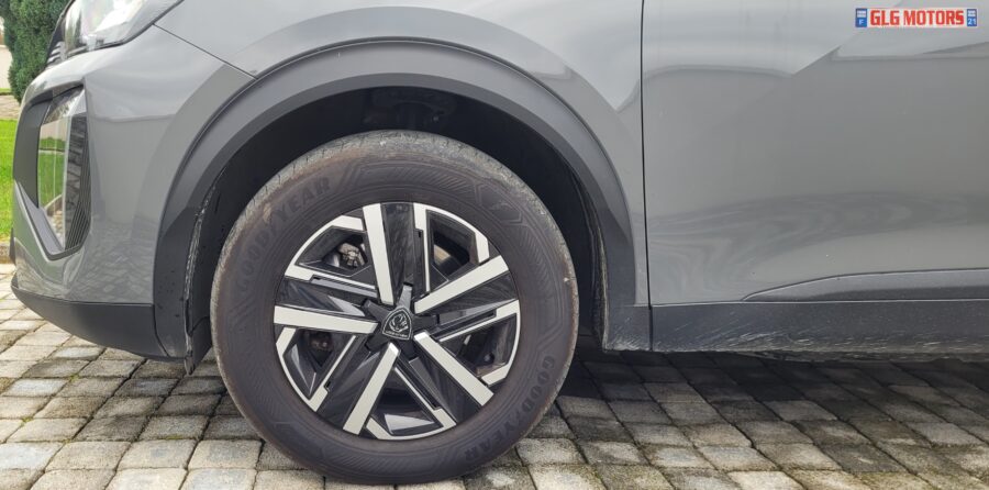 PEUGEOT 2008 II Phase 2 e-2008 100kW 136 cv Active – Image 14