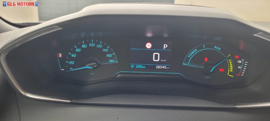 PEUGEOT 2008 II Phase 2 e-2008 100kW 136 cv Active – Image 27