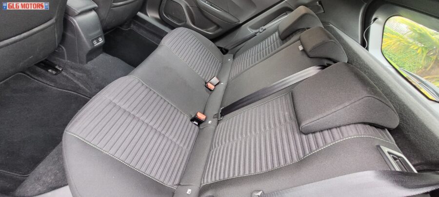 PEUGEOT 2008 II Phase 2 e-2008 100kW 136 cv Active – Image 34