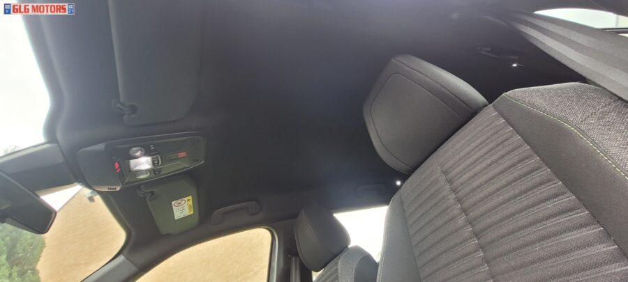 PEUGEOT 2008 II Phase 2 e-2008 100kW 136 cv Active – Image 36