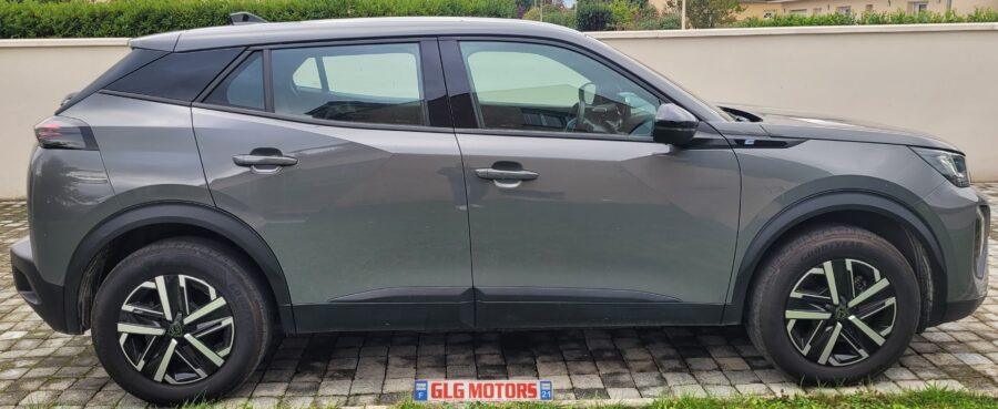 PEUGEOT 2008 II Phase 2 e-2008 100kW 136 cv Active – Image 8