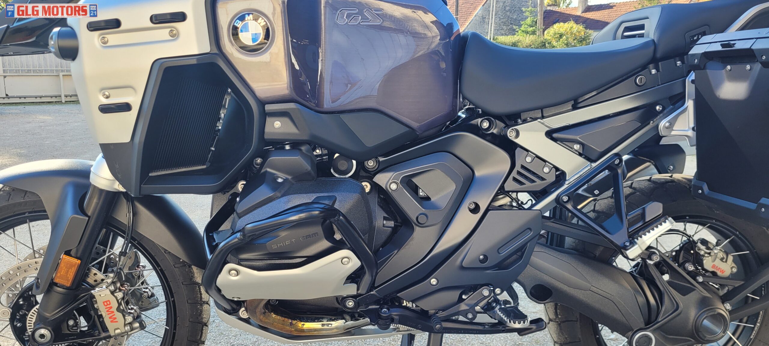 BMW R 1300 GS Adventure Triple Black – Image 15