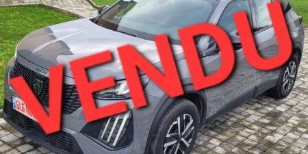 <span style= "color: red">VENDU</span>  PEUGEOT 2008 II Phase 2 e-2008 100kW 136 cv Active