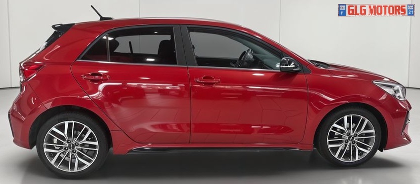 <span style= "color: red">!!! RÉSERVÉ !!! EN ATTENTE DE LIVRAISON</span> KIA Rio IV Phase 2 1.0 T-GDI 120 MHEV GT-Line DCT7 – Image 4